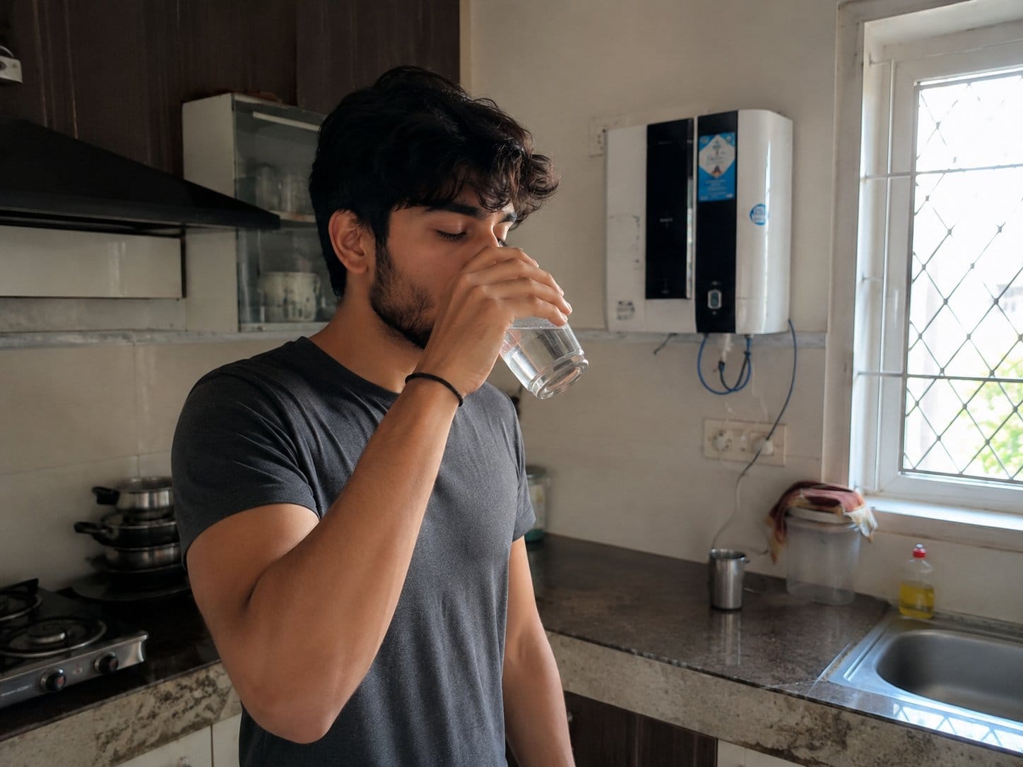Benefits of Drinking Lukewarm Water Every Morning